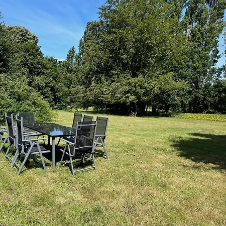 Le Domaine Caribou Bed & Breakfast Sainte-Opportune-la-Mare